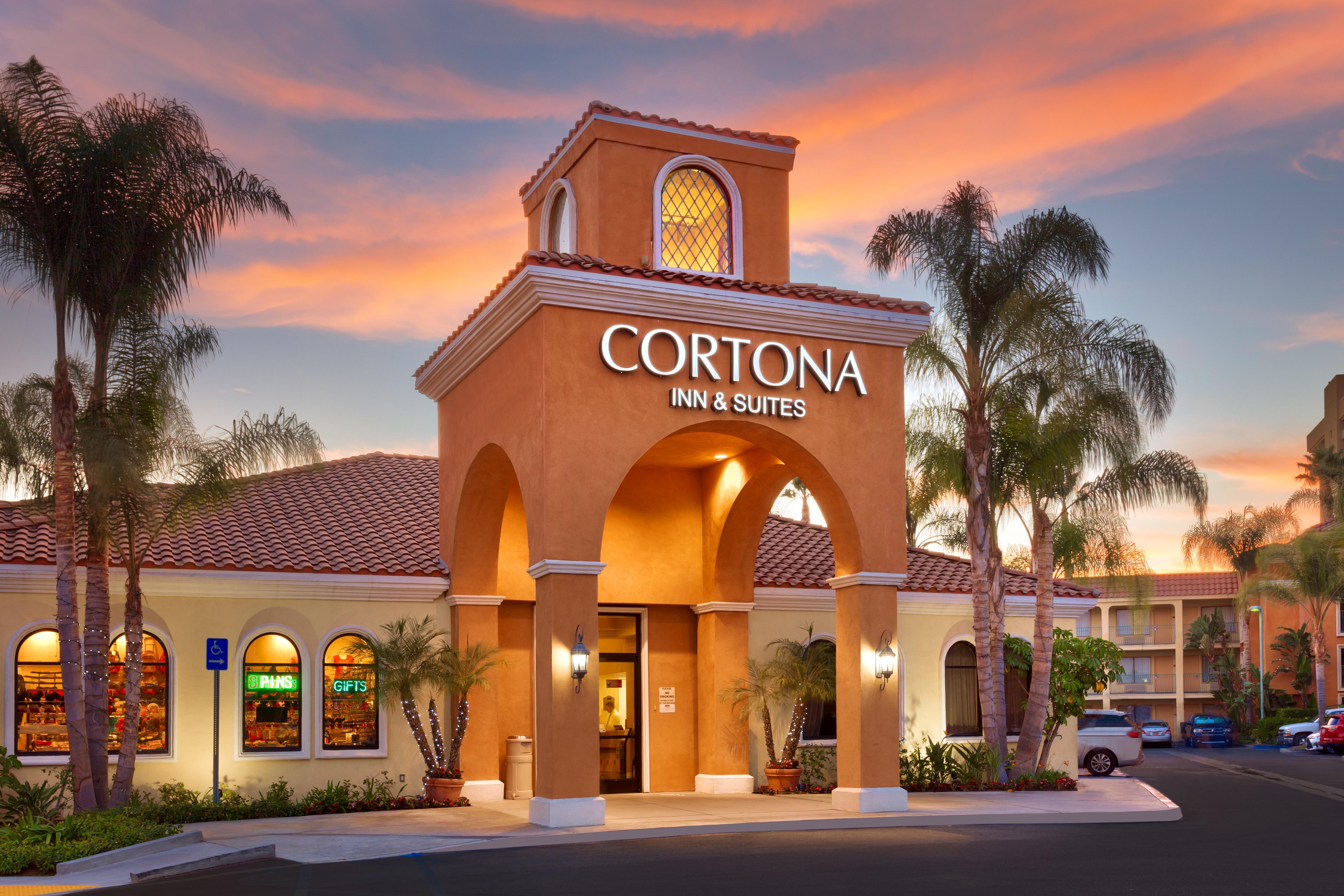 Cortona Inn And Suites Anaheim Resort Esterno foto