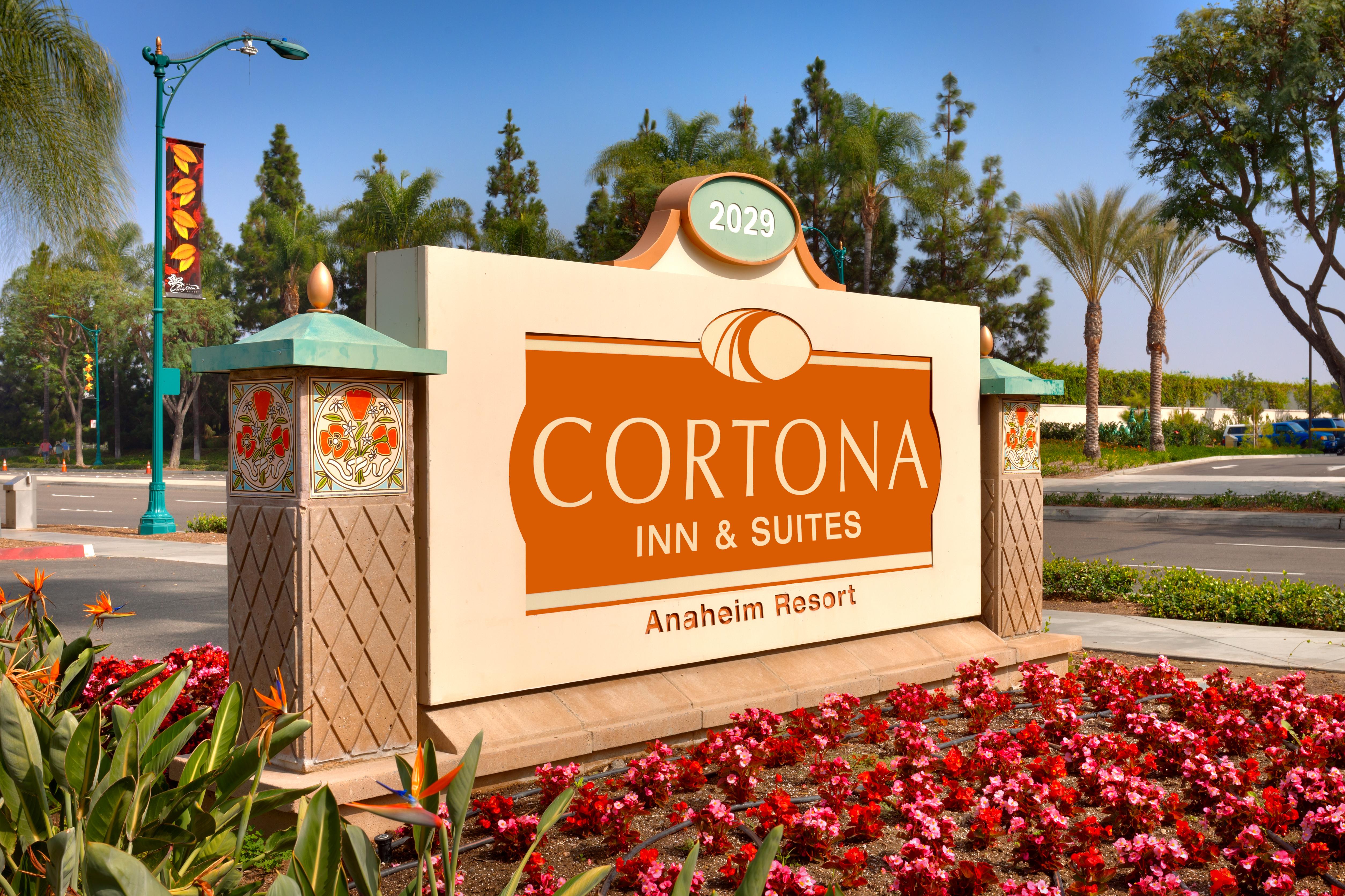 Cortona Inn And Suites Anaheim Resort Esterno foto