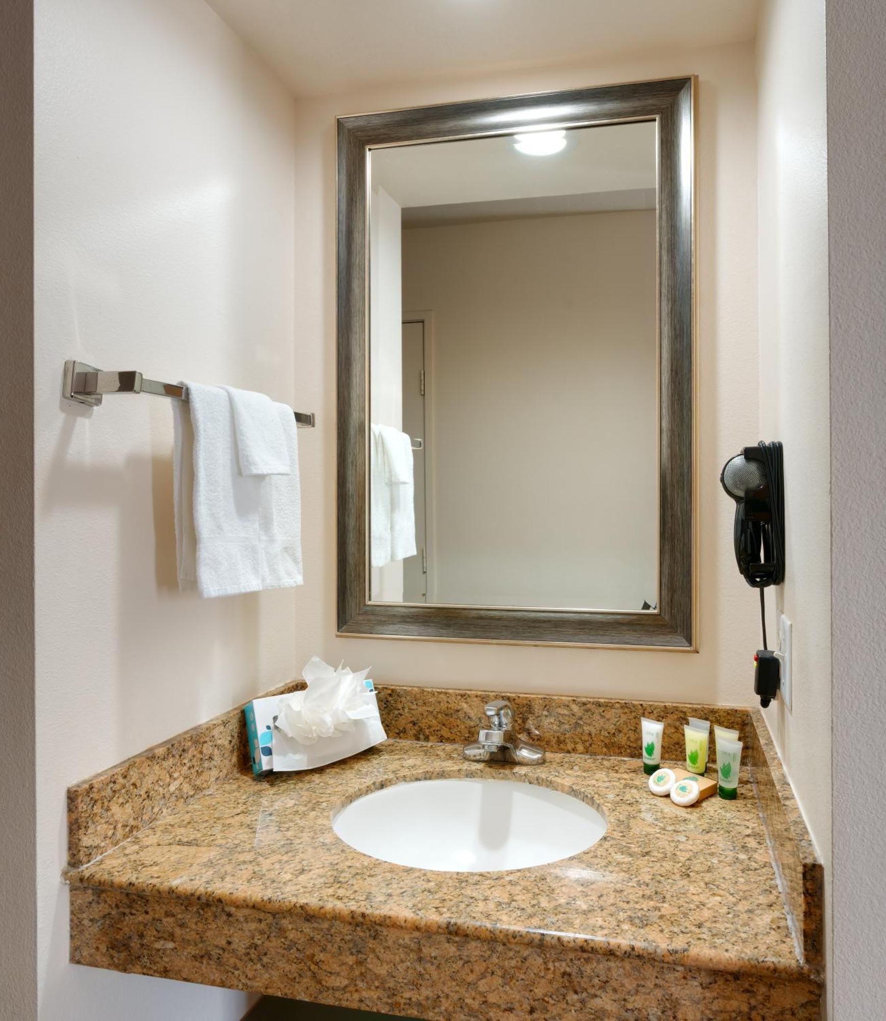 Cortona Inn And Suites Anaheim Resort Esterno foto