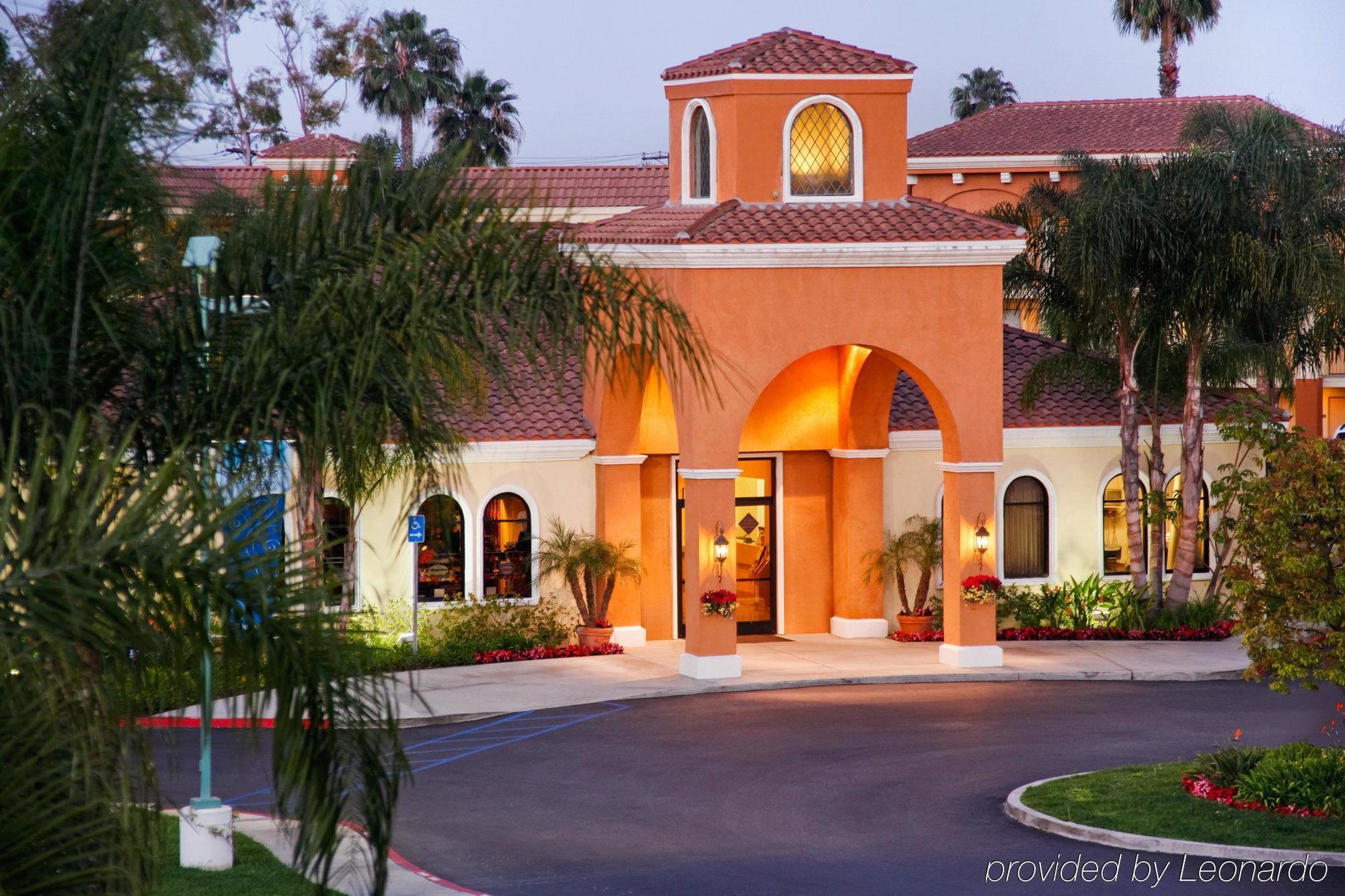 Cortona Inn And Suites Anaheim Resort Esterno foto