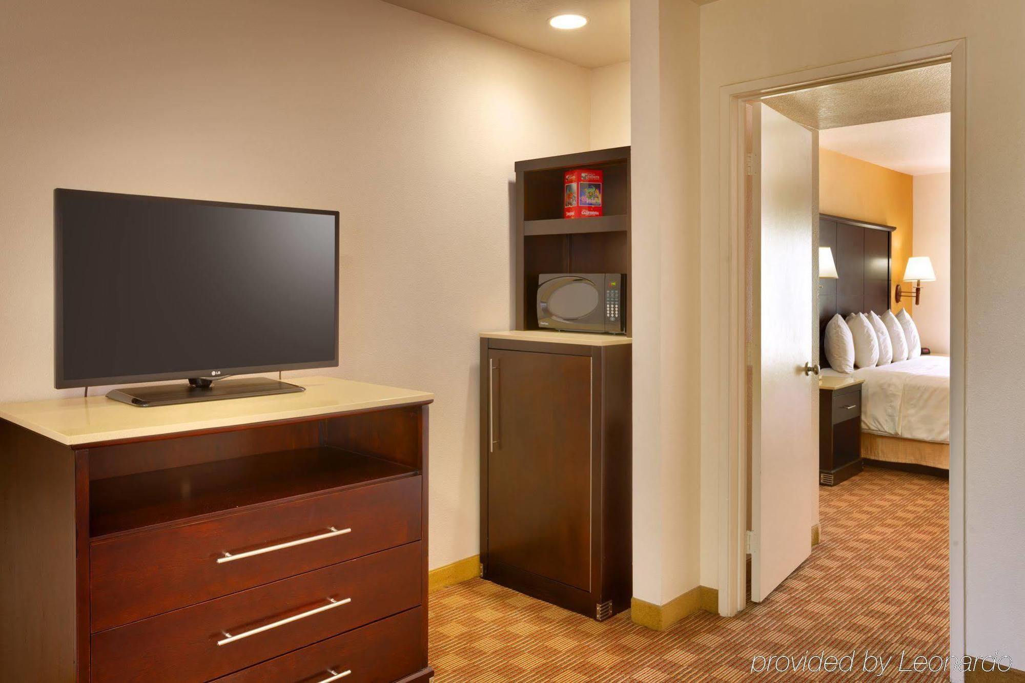 Cortona Inn And Suites Anaheim Resort Esterno foto