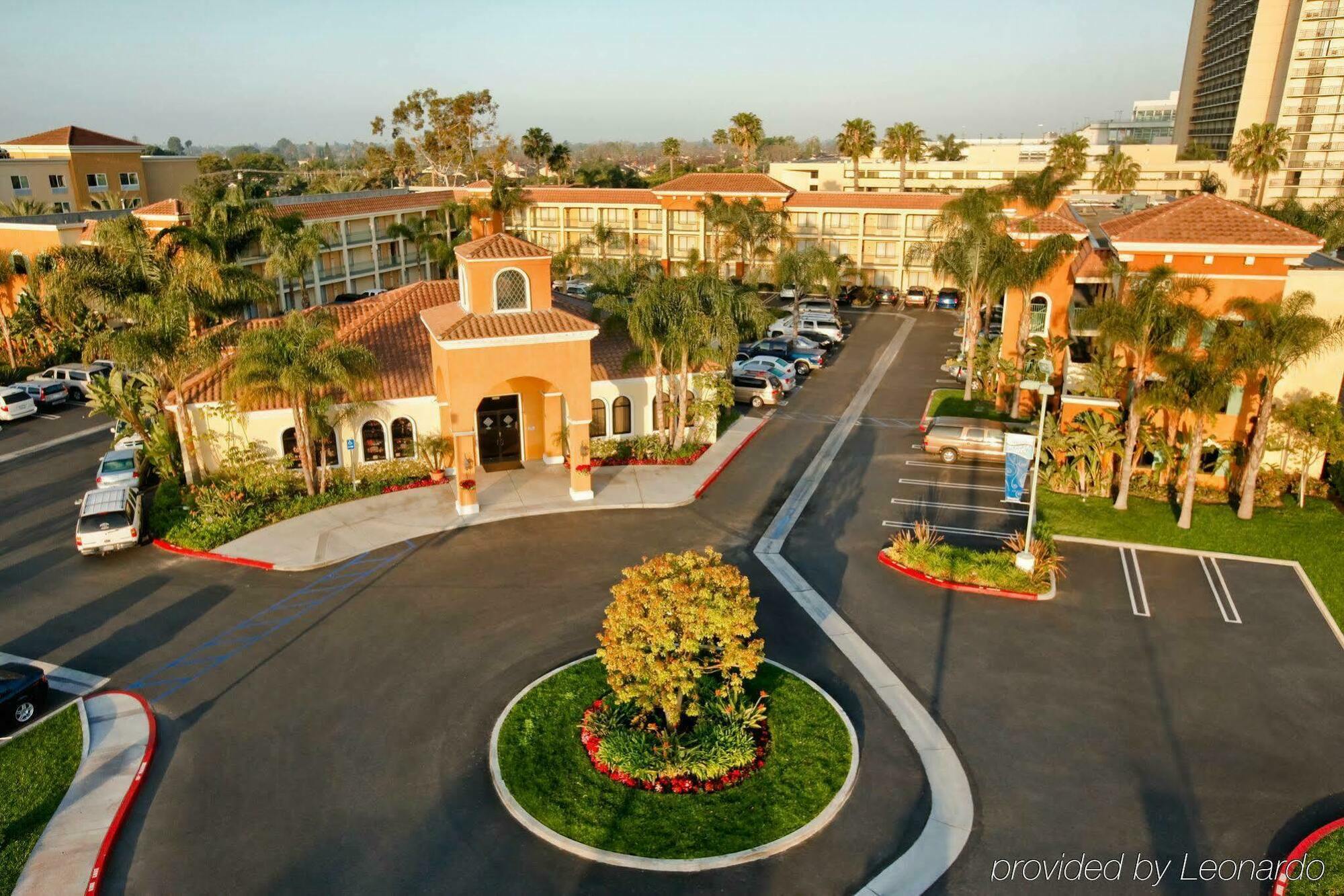 Cortona Inn And Suites Anaheim Resort Esterno foto